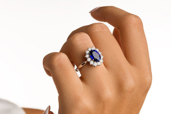 Anillo "Diana" Zafiro Étoile™