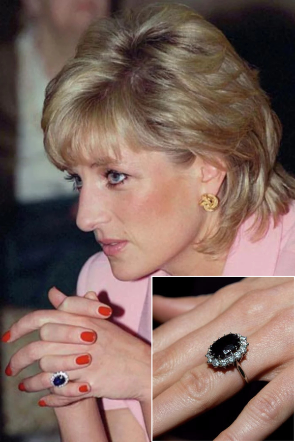 Anillo "Diana" Zafiro Étoile™